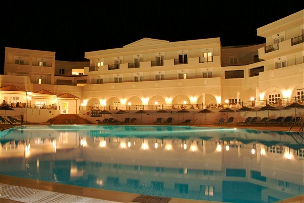 Mare Village Ierápetra エクステリア 写真